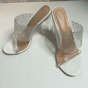Cushionaire Clear Block Heel Sparkle Party Club 7